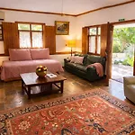 Yasou - Spacious Cozy By The Sea * לוטראקי