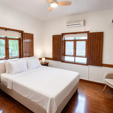 Yasou - Spacious Cozy By The Sea *
