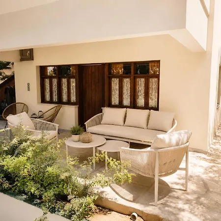 Yasou - Spacious Cozy By The Sea *