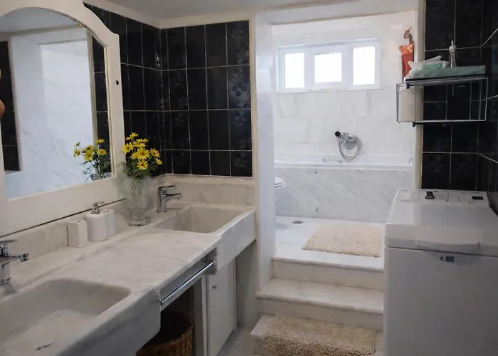 Yasou - Spacious Family By The Sea