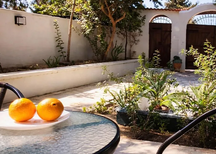 Apartment Yasou - Spacious Family By The Sea *