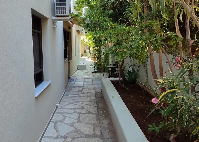 Yasou - Spacious Family By The Sea * Λουτράκι